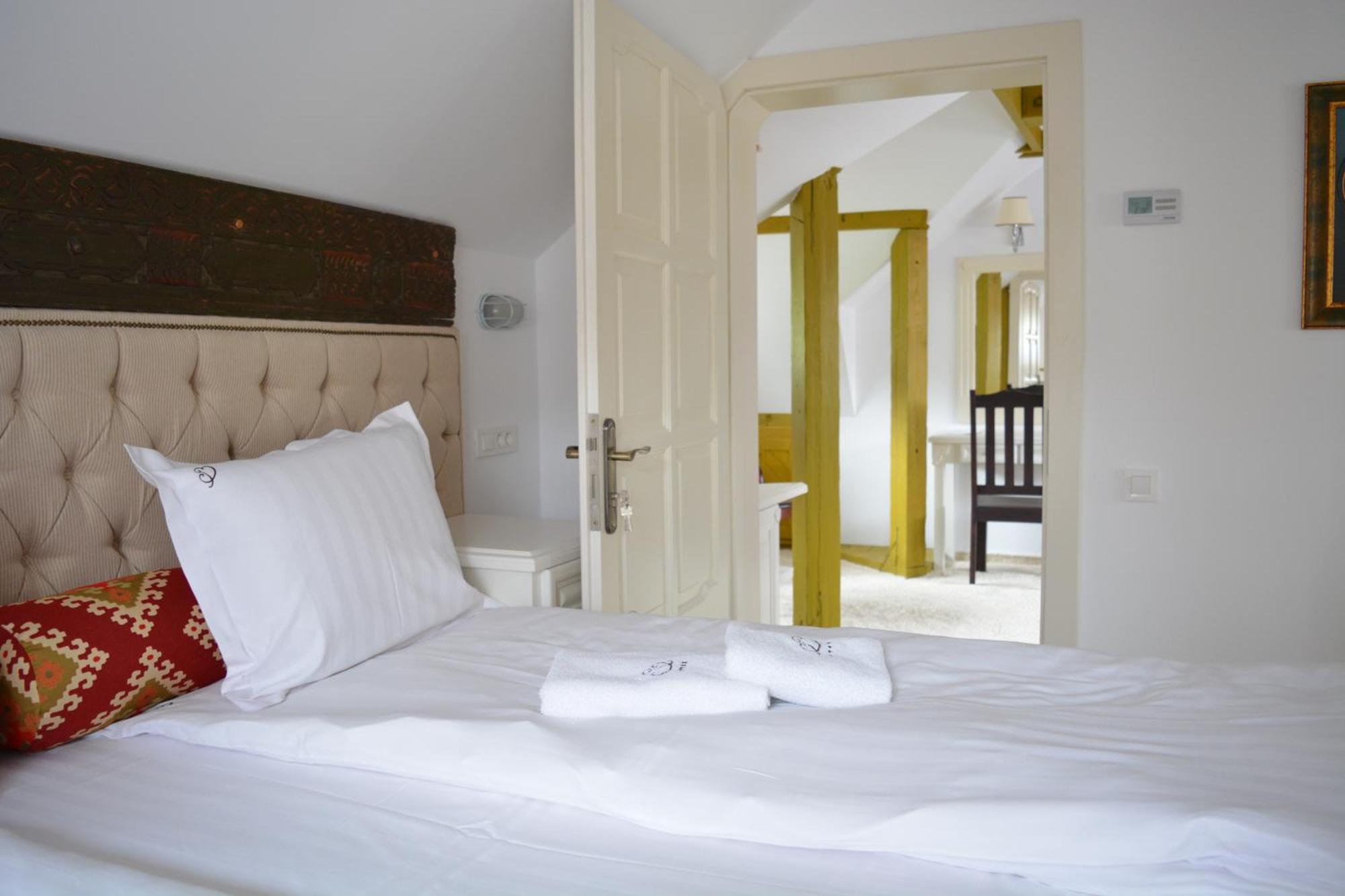 Hotel Conacul Bratescu Bran  Esterno foto